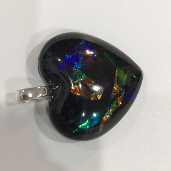 NWOT Resin Heart Pendant,  Heart Necklace, - Picture 11 of 15